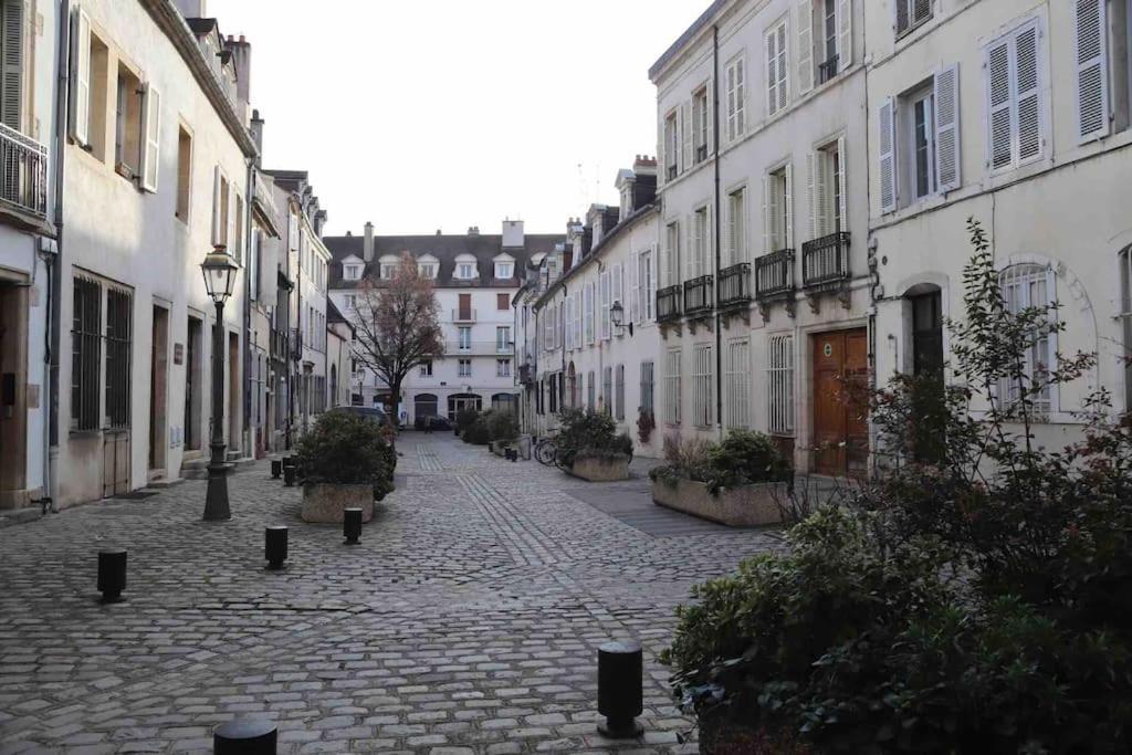 L' Alcove- Confort Charme Downtown Dijon Exterior foto